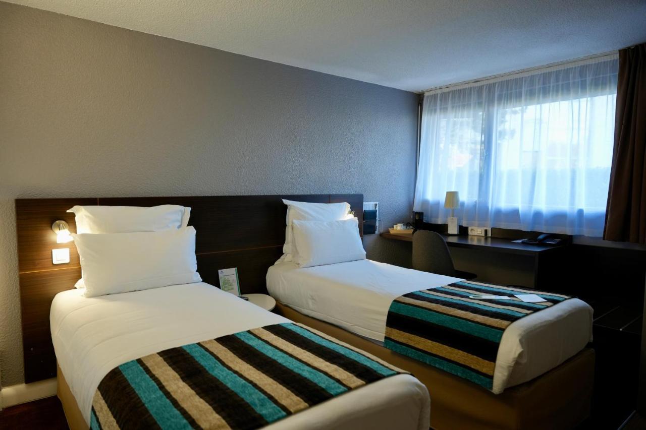 Sure Hotel By Best Western Biarritz Aeroport Exterior photo